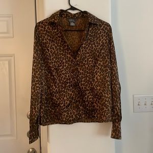 George Designs by Mark Eisen Leopard Print Button Down Shirt Size M